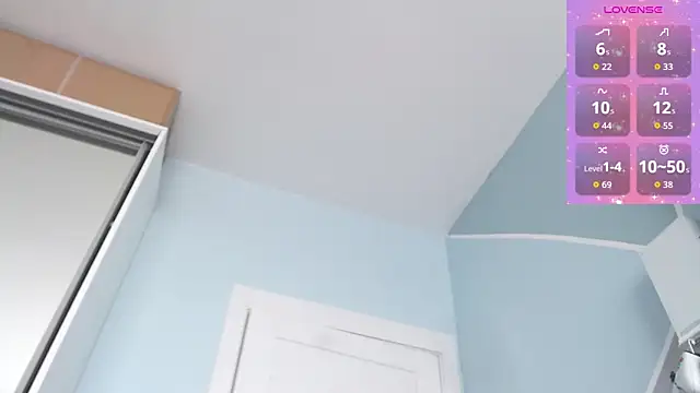 MilaniaCute online show from 04-15-26, 11:06