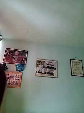 morenito420 online show from 10-08-25, 07:11