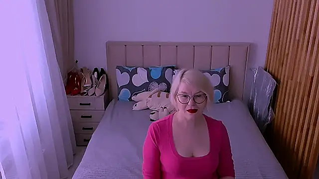 sabrinamacmarren online show from 05-21-26, 10:00
