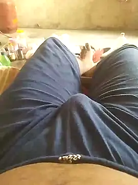 Snapshot of bigh96dik chatting on 06-20-26, 12:30 bigh96dik online show from 06-20-26, 12:30