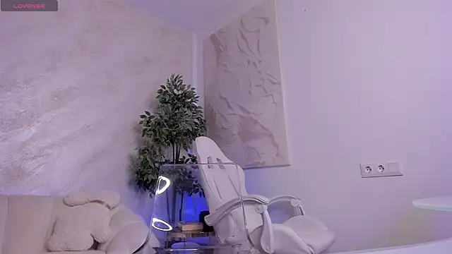 lissababe1 online show from 04-08-26, 11:05