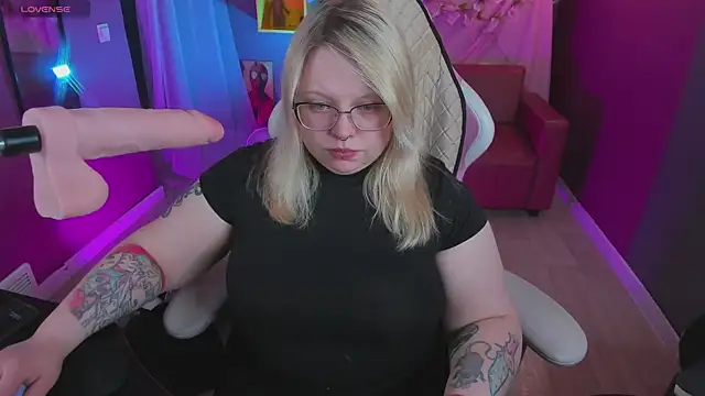 Yoki Shizuko online show from 04-16-26, 06:36