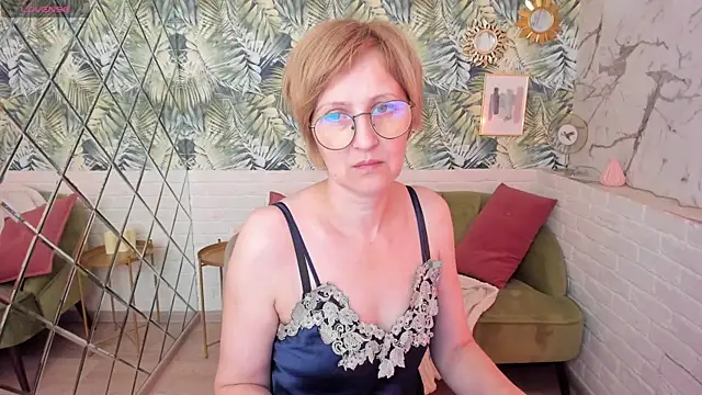 Paris Cherry online show from 05-31-26, 06:04