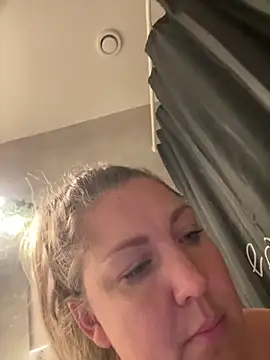 Snapshot of Anna_Alexa chatting on 12-03-25, 08:51 Anna Alexa online show from 12-03-25, 08:51