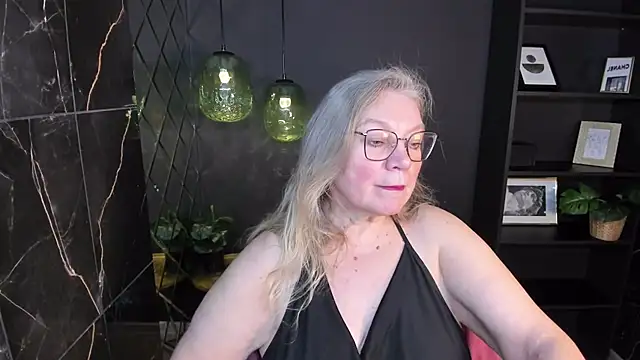 NataliMellow online show from 12-20-25, 01:18