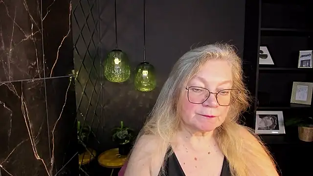 NataliMellow online show from 01-18-26, 01:04