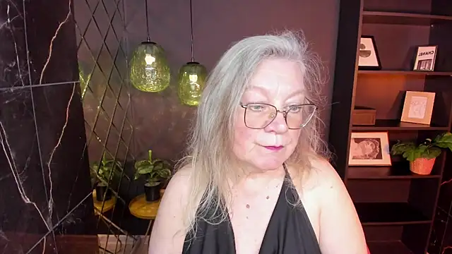 NataliMellow online show from 05-28-26, 01:19