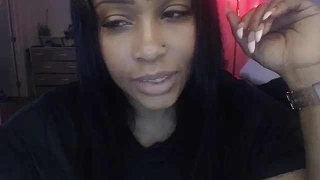 Snapshot of theMicahLilithExperience chatting on 05-06-26, 01:36 theMicahLilithExperience online show from 05-06-26, 01:36