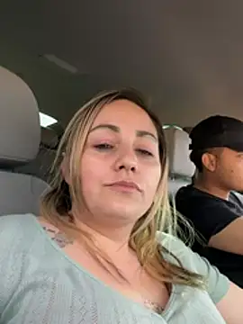 babygirl0777 online show from 04-11-26, 12:15