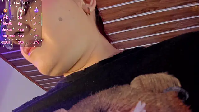 Snapshot of anastasia_bee chatting on 03-11-25, 11:44 anastasia bee online show from 03-11-25, 11:44