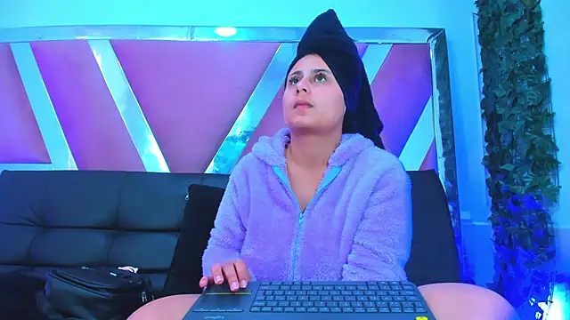 AbbyTaylorr online show from 02-21-26, 06:31