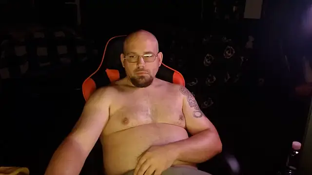 Hunter Largoxh online show from 03-13-26, 01:45