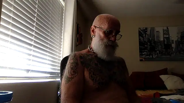 IamReadyxh online show from 04-15-26, 05:20