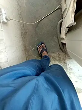 Snapshot of Babyucum4me chatting on 02-21-26, 06:58 Babyucum4me online show from 02-21-26, 06:58