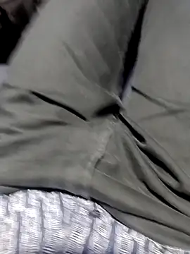 Snapshot of Babyucum4me chatting on 02-27-26, 04:18 Babyucum4me online show from 02-27-26, 04:18