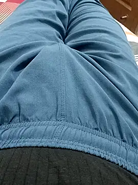 Snapshot of Babyucum4me chatting on 03-05-26, 02:24 Babyucum4me online show from 03-05-26, 02:24