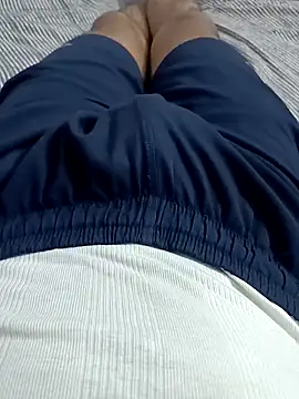 Snapshot of Babyucum4me chatting on 03-21-26, 04:32 Babyucum4me online show from 03-21-26, 04:32