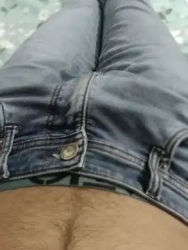 Snapshot of Babyucum4me chatting on 04-11-26, 03:38 Babyucum4me online show from 04-11-26, 03:38