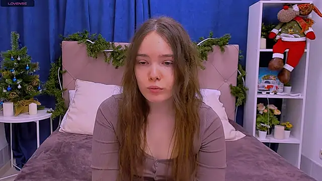 Janie JJ Curvie online show from 12-21-25, 02:30