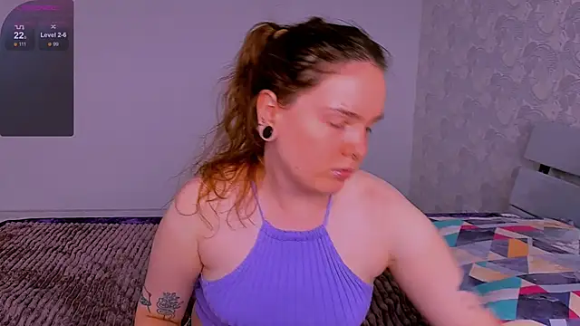 Snapshot of Janie_JJ_Curvie chatting on 06-28-26, 04:51 Janie JJ Curvie online show from 06-28-26, 04:51