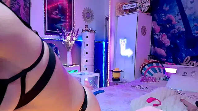 misscectito13 online show from 04-06-26, 01:47