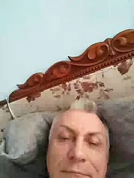  lady red  online show from 03-11-26, 03:34