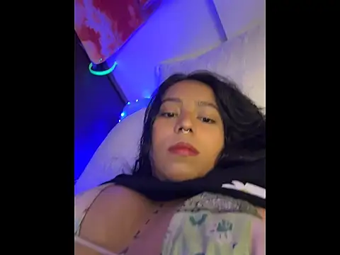Naiara sex online show from 05-23-26, 04:07