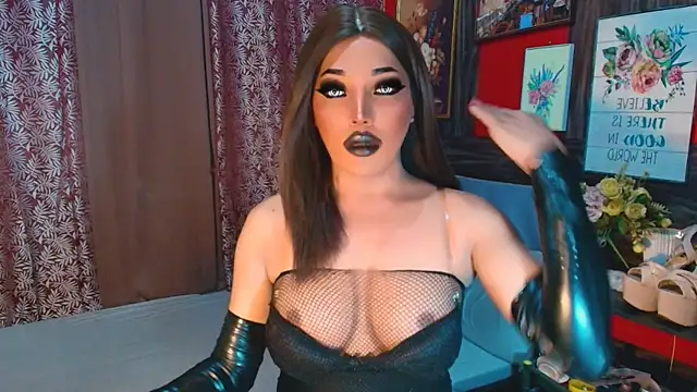 trixxielicious online show from 10-31-25, 12:39