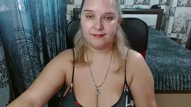 Snapshot of Boolochka chatting on 02-01-26, 10:36 Boolochka online show from 02-01-26, 10:36