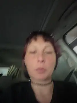 Snapshot of Babii_Nova chatting on 05-27-26, 05:43 Babii Nova online show from 05-27-26, 05:43