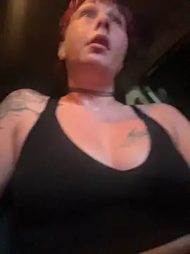 Snapshot of Babii_Nova chatting on 06-20-26, 06:27 Babii Nova online show from 06-20-26, 06:27