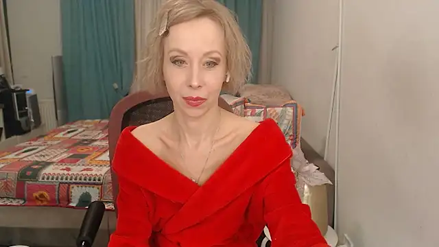 LuxuryNika online show from 03-15-26, 04:02