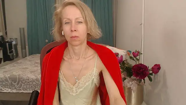 LuxuryNika online show from 05-31-26, 06:09