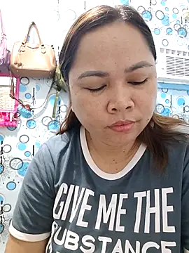 Snapshot of XXLorie_02 chatting on 05-21-26, 10:28 XXLorie 02 online show from 05-21-26, 10:28