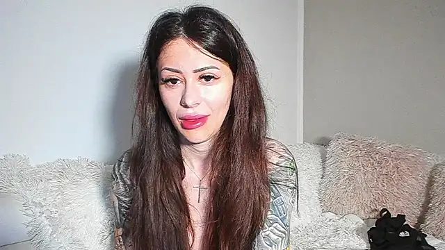 Snapshot of BrianaDiamondXXX chatting on 07-08-26, 05:01 BrianaDiamondXXX online show from 07-08-26, 05:01