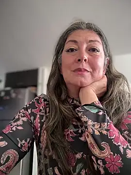 emma tour online show from 02-03-26, 05:40