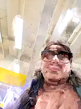 emma tour online show from 04-17-26, 05:27