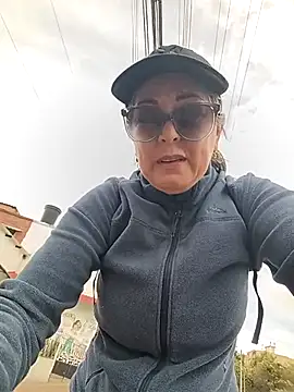 emma tour online show from 04-23-26, 02:19