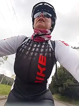 emma tour online show from 04-28-26, 02:55