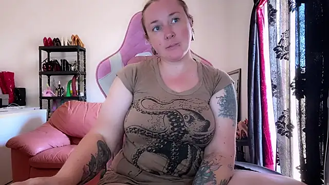 kisicaxx online show from 09-21-25, 11:23