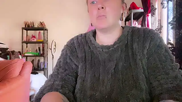 kisicaxx online show from 03-10-26, 02:00