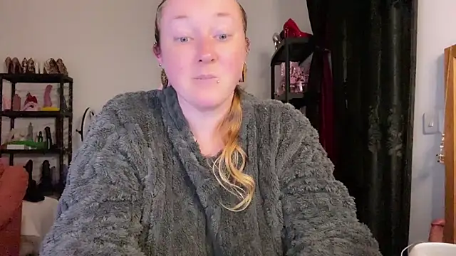 kisicaxx online show from 03-12-26, 07:09