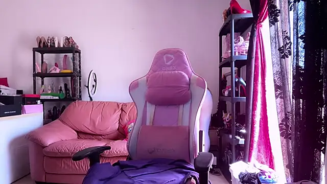 kisicaxx online show from 05-27-26, 10:01