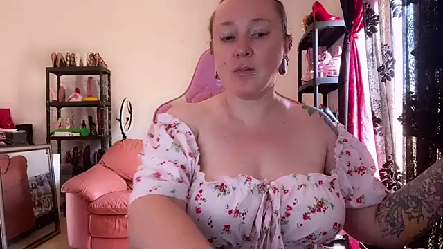 kisicaxx online show from 05-29-26, 10:24