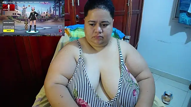 hotlesby4uxxx online show from 05-05-26, 10:07