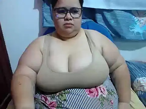 hotlesby4uxxx online show from 06-03-26, 11:43