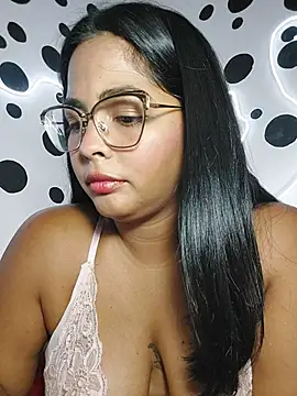 Snapshot of missmelissa_ chatting on 07-06-26, 02:19 missmelissa online show from 07-06-26, 02:19