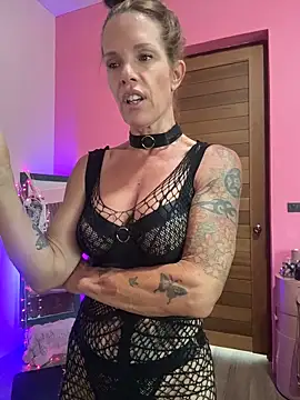 mommyselenafit  online show from 05-30-26, 06:32