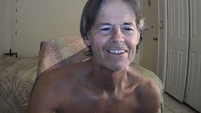 nakeedcowboi65 online show from 04-06-26, 09:32