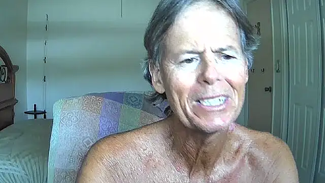 nakeedcowboi65 online show from 05-11-26, 07:22